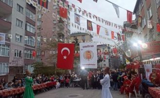 Eskişehirliler'den 2000 kişilik örnek iftar yemeği